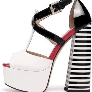 Black and White Platforms
